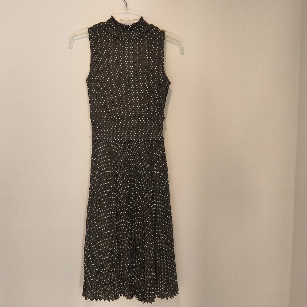 Nanette Lepore  Polka Dot Black/White Sleeveless Pleated Dress Size 2